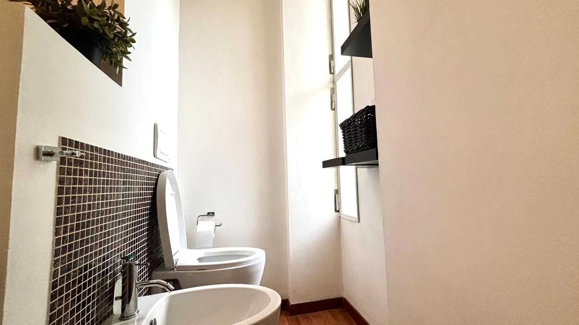 Mi001 - Milano, Moderno Bilocale In Zona Isola Apartman